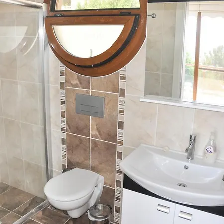 Sleeps 8 Pool Air Con Wifi Вилла Овачик